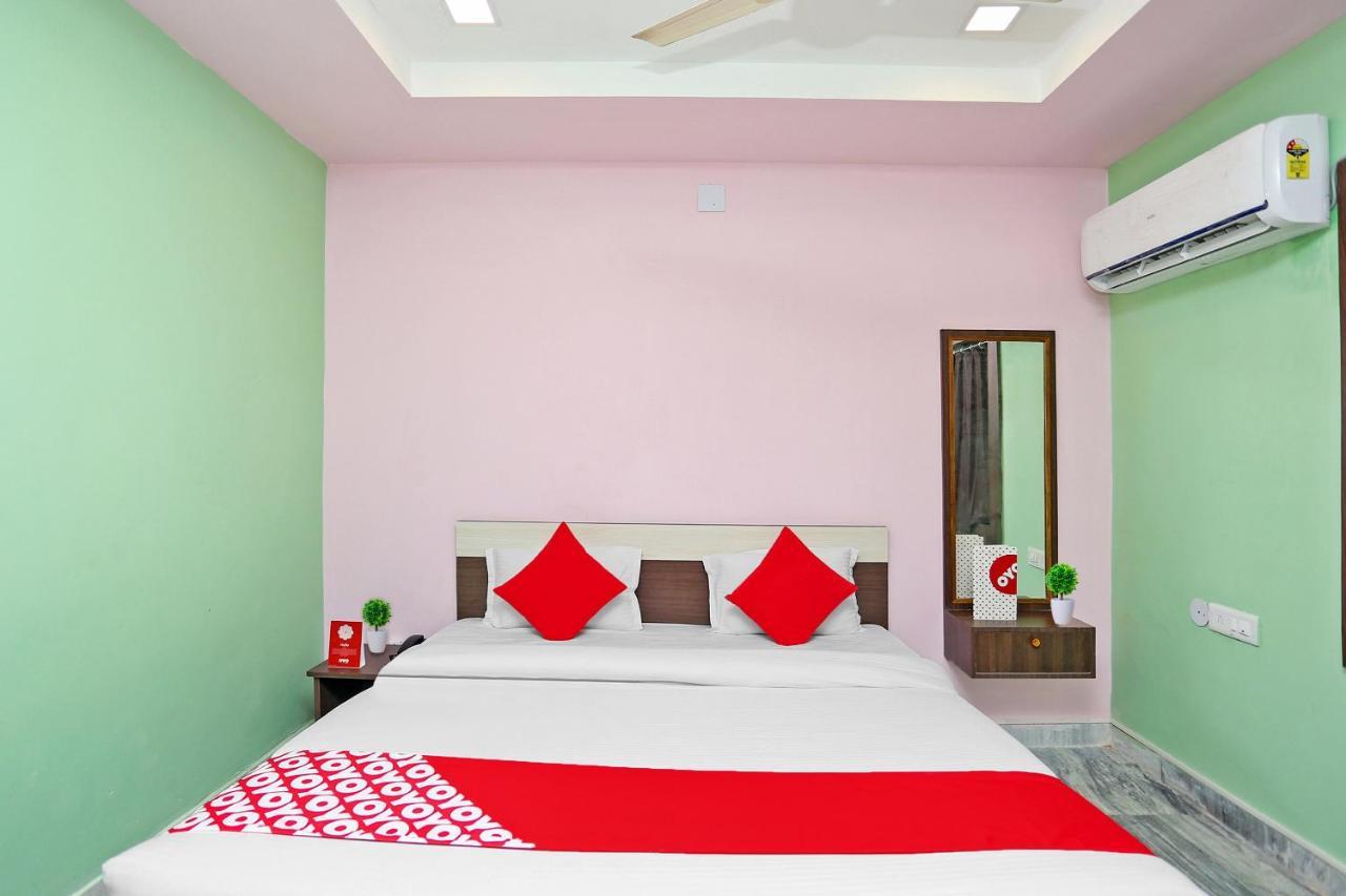 Super Collection O Aryan Hotel Khandagiri Екстериор снимка