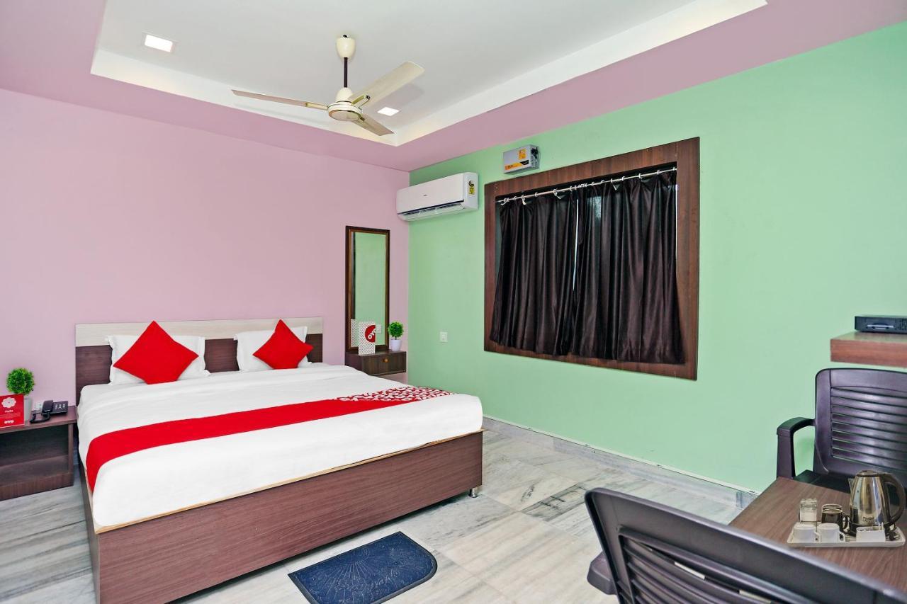 Super Collection O Aryan Hotel Khandagiri Екстериор снимка