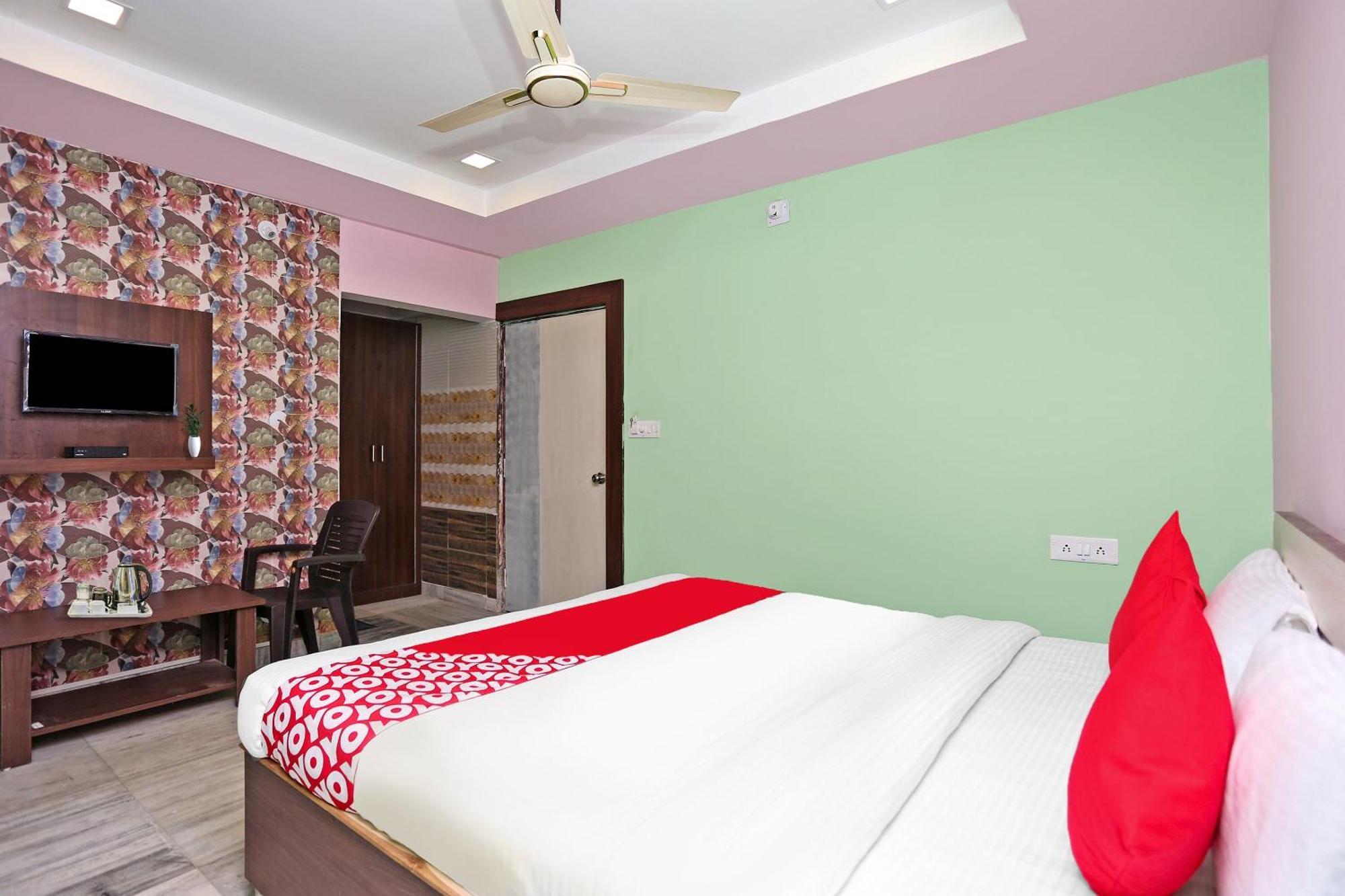 Super Collection O Aryan Hotel Khandagiri Екстериор снимка